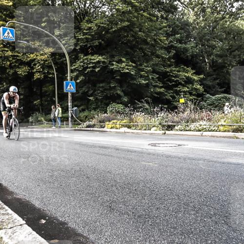 13.09.2026 - Stadtparktriathlon H.Heesch http://msf.ph/oto/10384124 13.09.2026 11:18:49 Radfahren 603, 688 meine-sportfotos.de