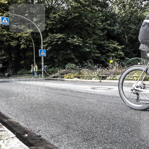 13.09.2026 - Stadtparktriathlon H.Heesch http://msf.ph/oto/10384155 13.09.2026 11:18:53 Radfahren 603 meine-sportfotos.de