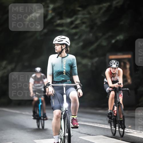 13.09.2026 - Stadtparktriathlon H.Heesch http://msf.ph/oto/10384161 13.09.2026 12:34:18 Radfahren 1029, 1043, 1096, 1104, 1141, 1145, 1170, 1187 meine-sportfotos.de