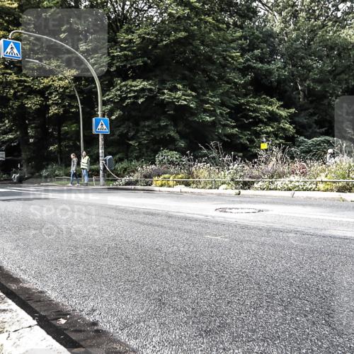13.09.2026 - Stadtparktriathlon H.Heesch http://msf.ph/oto/10384201 13.09.2026 11:18:56 Radfahren 685, 694 meine-sportfotos.de