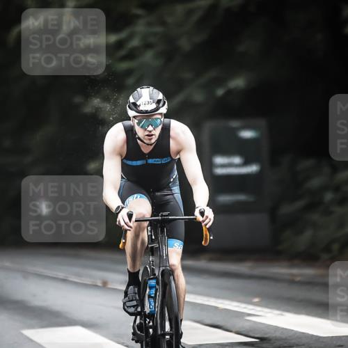 13.09.2026 - Stadtparktriathlon H.Heesch http://msf.ph/oto/10384202 13.09.2026 12:34:26 Radfahren 1005, 1029, 1235 meine-sportfotos.de
