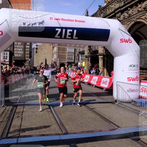 13.09.2026 - 21. swb-Marathon Bremen Tim E. http://msf.ph/oto/10384208 13.09.2026 13:22:04 Ziel 572, 1209, 1254, 2088, 2397, 2570, 3290, 3338, 3695, 3774, 3930, 3934, 4581, 4735, 5542, 6865, 6976, 7098, 7176, 8438, 8947, 9059, 9421, 10120, 13145 meine-sportfotos.de