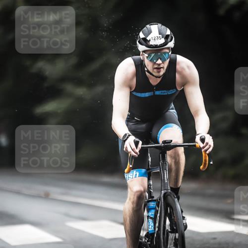 13.09.2026 - Stadtparktriathlon H.Heesch http://msf.ph/oto/10384213 13.09.2026 12:34:26 Radfahren 1005, 1029, 1235 meine-sportfotos.de