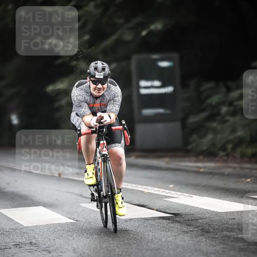 13.09.2026 - Stadtparktriathlon H.Heesch http://msf.ph/oto/10384229 13.09.2026 12:34:29 Radfahren 1005, 1144, 1159, 1235 meine-sportfotos.de