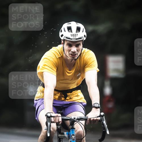 13.09.2026 - Stadtparktriathlon H.Heesch http://msf.ph/oto/10384306 13.09.2026 12:34:39 Radfahren 1027, 1073, 1106, 1144, 1159, 1167, 1224 meine-sportfotos.de