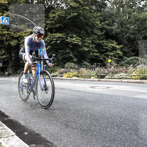 13.09.2026 - Stadtparktriathlon H.Heesch http://msf.ph/oto/10384366 13.09.2026 11:19:35 Radfahren 600, 612, 709, 733, 760, 812, 822 meine-sportfotos.de