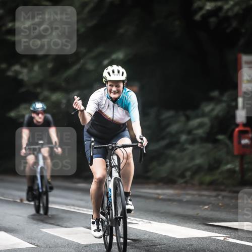 13.09.2026 - Stadtparktriathlon H.Heesch http://msf.ph/oto/10384388 13.09.2026 12:34:48 Radfahren 978, 1062, 1063, 1073, 1106, 1177, 1178, 1234 meine-sportfotos.de