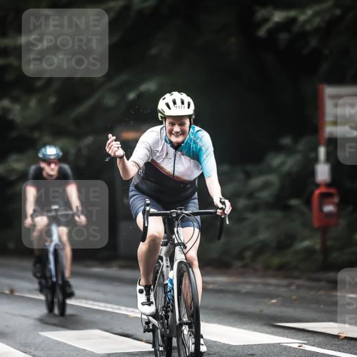 13.09.2026 - Stadtparktriathlon H.Heesch http://msf.ph/oto/10384391 13.09.2026 12:34:49 Radfahren 978, 1062, 1063, 1073, 1177, 1178, 1234 meine-sportfotos.de