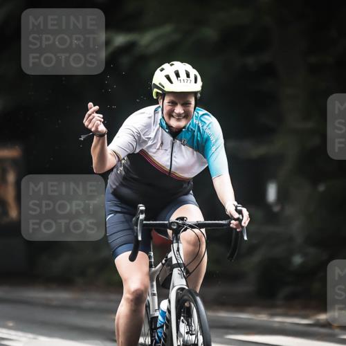 13.09.2026 - Stadtparktriathlon H.Heesch http://msf.ph/oto/10384403 13.09.2026 12:34:49 Radfahren 978, 1062, 1063, 1073, 1177, 1178, 1234 meine-sportfotos.de
