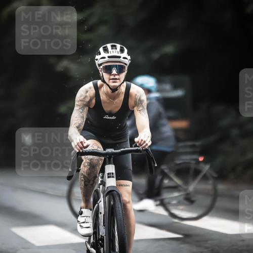 13.09.2026 - Stadtparktriathlon H.Heesch http://msf.ph/oto/10384442 13.09.2026 12:34:52 Radfahren 978, 1062, 1063, 1177, 1178, 1234 meine-sportfotos.de