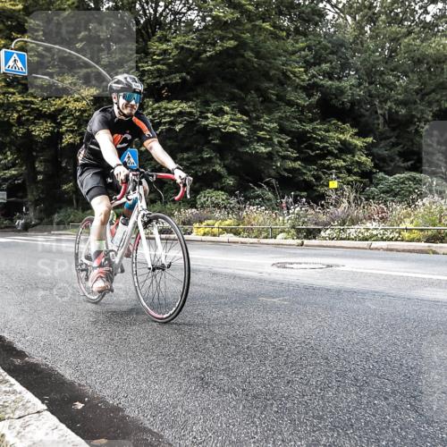 13.09.2026 - Stadtparktriathlon H.Heesch http://msf.ph/oto/10384448 13.09.2026 11:20:04 Radfahren 666, 785 meine-sportfotos.de