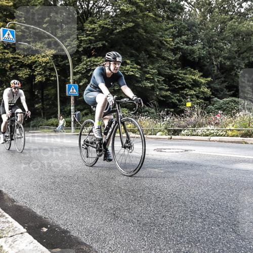 13.09.2026 - Stadtparktriathlon H.Heesch http://msf.ph/oto/10384454 13.09.2026 11:20:09 Radfahren 510, 713, 796 meine-sportfotos.de