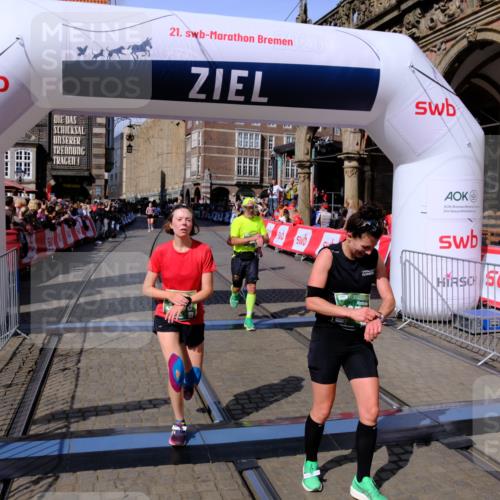 13.09.2026 - 21. swb-Marathon Bremen Tim E. http://msf.ph/oto/10384458 13.09.2026 13:22:15 Ziel 141, 148, 1209, 2051, 3338, 3652, 3774, 3934, 4581, 4735, 5193, 6976, 7098, 8438, 8452, 8924, 8947, 9421, 9599, 9839, 10120 meine-sportfotos.de