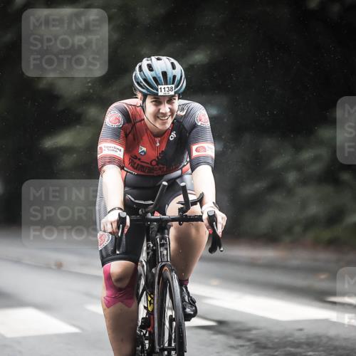 13.09.2026 - Stadtparktriathlon H.Heesch http://msf.ph/oto/10384505 13.09.2026 12:36:50 Radfahren 1081, 1138, 1252 meine-sportfotos.de