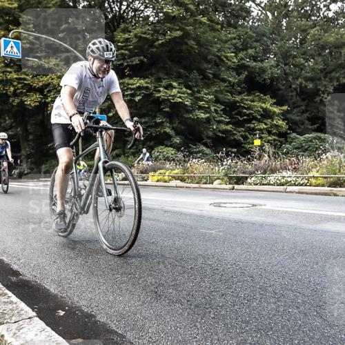 13.09.2026 - Stadtparktriathlon H.Heesch http://msf.ph/oto/10384547 13.09.2026 11:20:59 Radfahren 618, 665, 686, 745, 806 meine-sportfotos.de