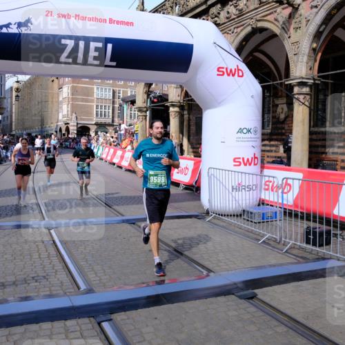 13.09.2026 - 21. swb-Marathon Bremen Tim E. http://msf.ph/oto/10384554 13.09.2026 13:22:22 Ziel 141, 148, 1209, 1601, 1645, 2051, 3021, 3652, 3774, 4581, 5193, 7625, 7917, 8438, 8452, 8924, 9599, 9839 meine-sportfotos.de
