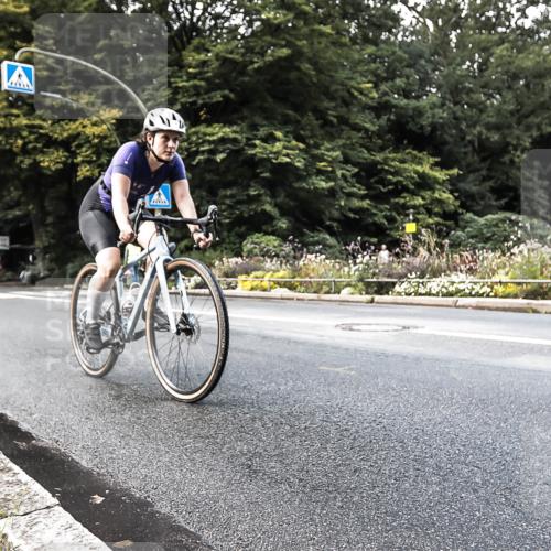 13.09.2026 - Stadtparktriathlon H.Heesch http://msf.ph/oto/10384599 13.09.2026 11:21:07 Radfahren 741, 781 meine-sportfotos.de