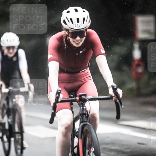 13.09.2026 - Stadtparktriathlon H.Heesch http://msf.ph/oto/10384606 13.09.2026 12:37:07 Radfahren 979, 1015, 1087, 1088, 1120, 1121, 1137, 1302 meine-sportfotos.de