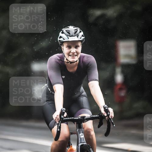 13.09.2026 - Stadtparktriathlon H.Heesch http://msf.ph/oto/10384642 13.09.2026 12:37:10 Radfahren 953, 979, 1015, 1087, 1088, 1120, 1137, 1158, 1247, 1302 meine-sportfotos.de