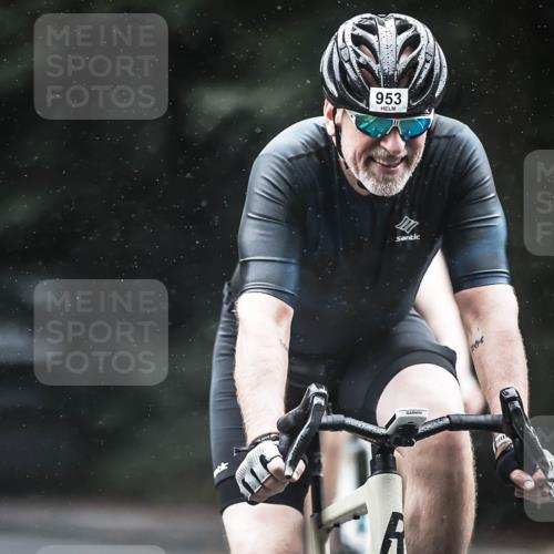 13.09.2026 - Stadtparktriathlon H.Heesch http://msf.ph/oto/10384667 13.09.2026 12:37:17 Radfahren 953, 1098, 1158, 1233, 1247, 1269, 1285, 1302 meine-sportfotos.de