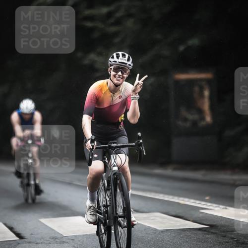13.09.2026 - Stadtparktriathlon H.Heesch http://msf.ph/oto/10384670 13.09.2026 12:37:20 Radfahren 953, 1098, 1158, 1233, 1247, 1269, 1274, 1280, 1285 meine-sportfotos.de