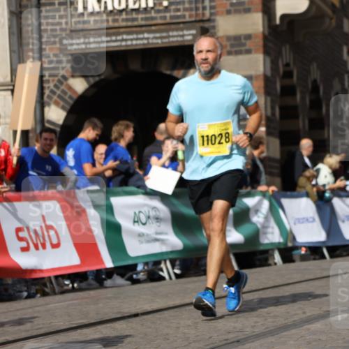 13.09.2026 - 21. swb-Marathon Bremen Strokosch-Dieckow http://msf.ph/oto/10384688 13.09.2026 11:06:36 Ziel 10375, 10376, 10681, 10682, 10852, 10853, 11028, 11029, 11340, 11374, 11432, 11460, 11674, 11690, 11729, 11786, 11849, 12217, 12479, 10323, 10378, 10663, 10795, 10989, 11066, 11370, 12124, 12146, 12219, 12249 meine-sportfotos.de