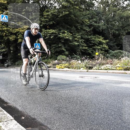 13.09.2026 - Stadtparktriathlon H.Heesch http://msf.ph/oto/10384773 13.09.2026 11:23:08 Radfahren 632, 698, 807 meine-sportfotos.de