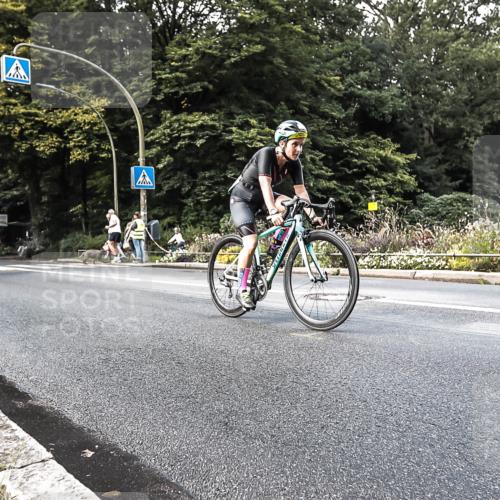 13.09.2026 - Stadtparktriathlon H.Heesch http://msf.ph/oto/10384794 13.09.2026 11:23:16 Radfahren 678, 708, 728, 800 meine-sportfotos.de