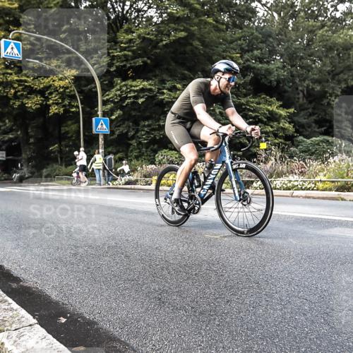 13.09.2026 - Stadtparktriathlon H.Heesch http://msf.ph/oto/10384798 13.09.2026 11:23:17 Radfahren 678, 708, 728, 758, 800 meine-sportfotos.de