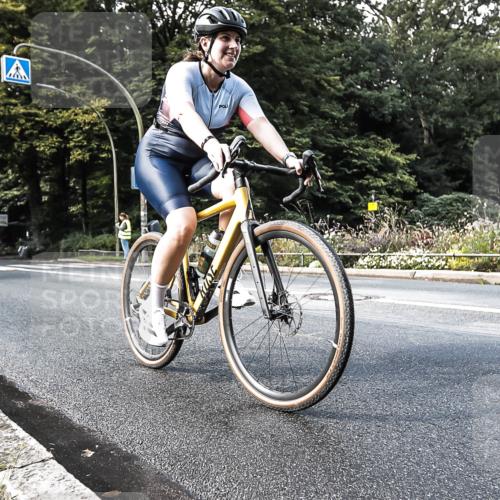 13.09.2026 - Stadtparktriathlon H.Heesch http://msf.ph/oto/10384854 13.09.2026 11:23:48 Radfahren 756, 774 meine-sportfotos.de