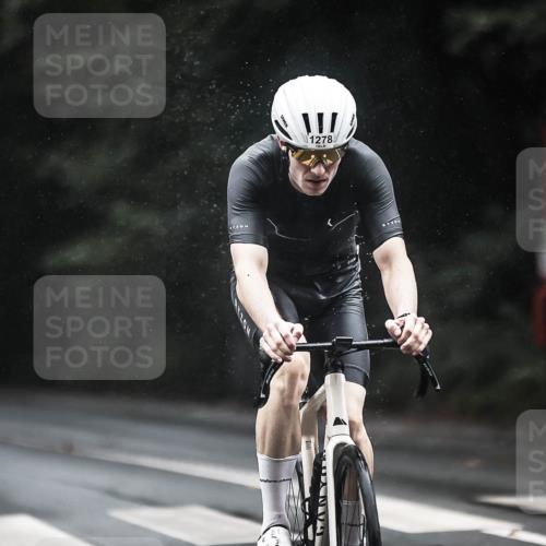 13.09.2026 - Stadtparktriathlon H.Heesch http://msf.ph/oto/10384857 13.09.2026 12:37:41 Radfahren 956, 1149, 1203, 1267, 1270, 1278, 1298 meine-sportfotos.de