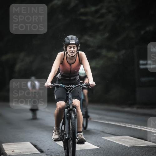 13.09.2026 - Stadtparktriathlon H.Heesch http://msf.ph/oto/10384860 13.09.2026 12:37:43 Radfahren 956, 1149, 1267, 1270, 1278, 1298 meine-sportfotos.de
