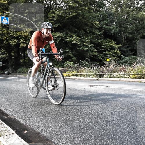 13.09.2026 - Stadtparktriathlon H.Heesch http://msf.ph/oto/10384881 13.09.2026 11:24:00 Radfahren 601, 677, 729 meine-sportfotos.de