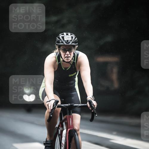 13.09.2026 - Stadtparktriathlon H.Heesch http://msf.ph/oto/10384901 13.09.2026 12:37:48 Radfahren 1076, 1136, 1149, 1232, 1255, 1256, 1267, 1270, 1298 meine-sportfotos.de
