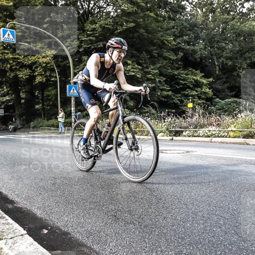 13.09.2026 - Stadtparktriathlon H.Heesch http://msf.ph/oto/10384905 13.09.2026 11:24:27 Radfahren 655, 676, 712 meine-sportfotos.de