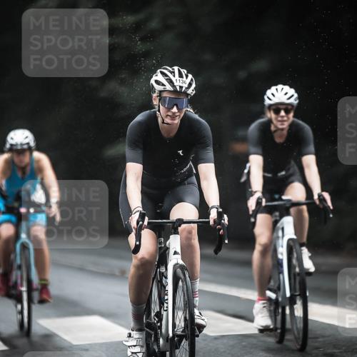 13.09.2026 - Stadtparktriathlon H.Heesch http://msf.ph/oto/10384946 13.09.2026 12:37:54 Radfahren 1076, 1101, 1136, 1232, 1255, 1256 meine-sportfotos.de