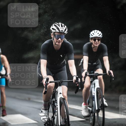 13.09.2026 - Stadtparktriathlon H.Heesch http://msf.ph/oto/10384951 13.09.2026 12:37:54 Radfahren 1076, 1101, 1136, 1232, 1255, 1256 meine-sportfotos.de