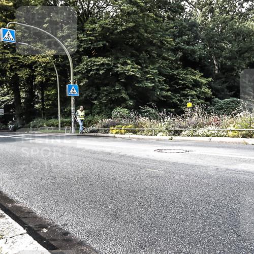 13.09.2026 - Stadtparktriathlon H.Heesch http://msf.ph/oto/10384991 13.09.2026 11:24:46 Radfahren 637, 672, 722 meine-sportfotos.de