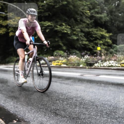 13.09.2026 - Stadtparktriathlon H.Heesch http://msf.ph/oto/10384995 13.09.2026 13:10:36 Radfahren 1363, 1380, 1389, 1393, 1411 meine-sportfotos.de