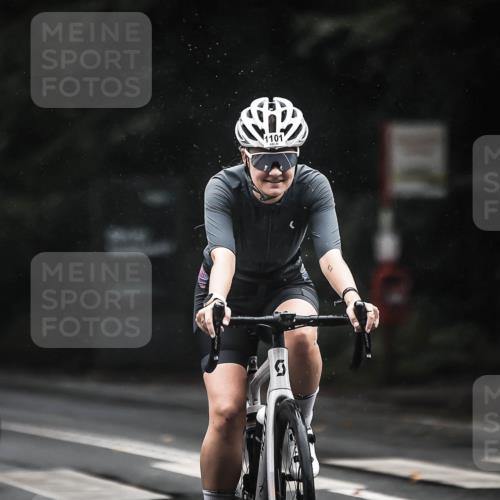 13.09.2026 - Stadtparktriathlon H.Heesch http://msf.ph/oto/10385001 13.09.2026 12:37:57 Radfahren 1076, 1101, 1136, 1232, 1248, 1255 meine-sportfotos.de
