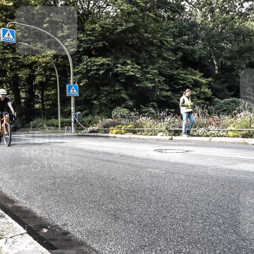 13.09.2026 - Stadtparktriathlon H.Heesch http://msf.ph/oto/10385020 13.09.2026 11:24:53 Radfahren 606, 662, 816 meine-sportfotos.de