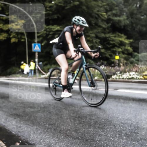 13.09.2026 - Stadtparktriathlon H.Heesch http://msf.ph/oto/10385030 13.09.2026 13:10:58 Radfahren 1251, 1293, 1334, 1364 meine-sportfotos.de