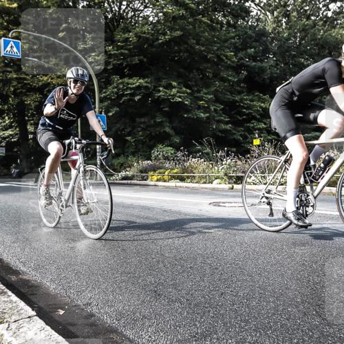 13.09.2026 - Stadtparktriathlon H.Heesch http://msf.ph/oto/10385045 13.09.2026 11:25:06 Radfahren 663, 735, 752, 763, 772 meine-sportfotos.de