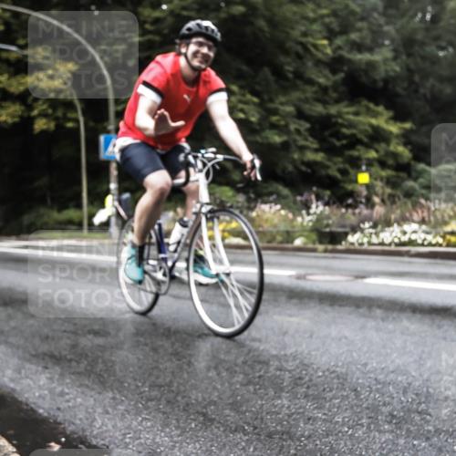 13.09.2026 - Stadtparktriathlon H.Heesch http://msf.ph/oto/10385046 13.09.2026 13:11:02 Radfahren 1334, 1347, 1356, 1364 meine-sportfotos.de