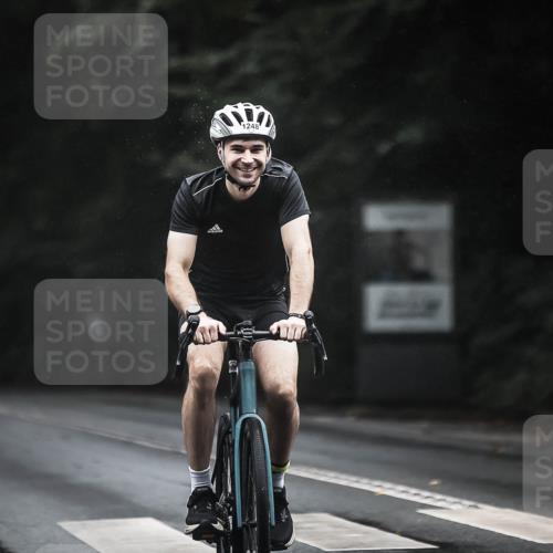 13.09.2026 - Stadtparktriathlon H.Heesch http://msf.ph/oto/10385051 13.09.2026 12:38:02 Radfahren 949, 1072, 1101, 1108, 1248, 1254 meine-sportfotos.de