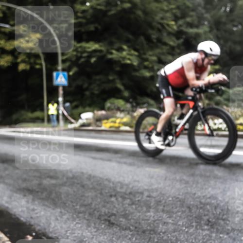 13.09.2026 - Stadtparktriathlon H.Heesch http://msf.ph/oto/10385057 13.09.2026 13:11:19 Radfahren 1253, 1384, 1404 meine-sportfotos.de