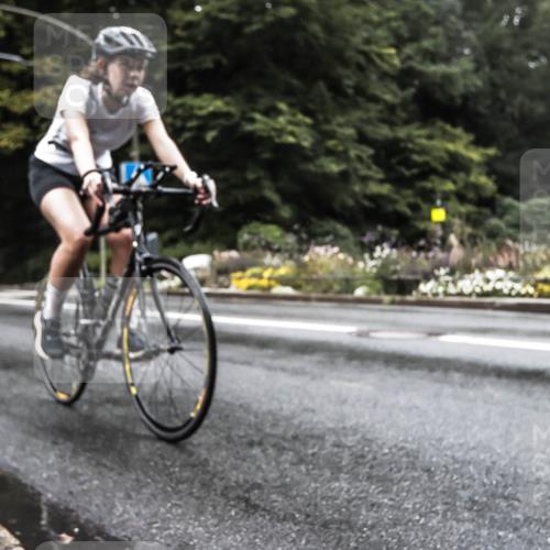 13.09.2026 - Stadtparktriathlon H.Heesch http://msf.ph/oto/10385084 13.09.2026 13:11:35 Radfahren 1250, 1348, 1445 meine-sportfotos.de