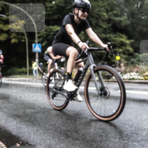 13.09.2026 - Stadtparktriathlon H.Heesch http://msf.ph/oto/10385088 13.09.2026 13:11:46 Radfahren 1196, 1220, 1291, 1443 meine-sportfotos.de
