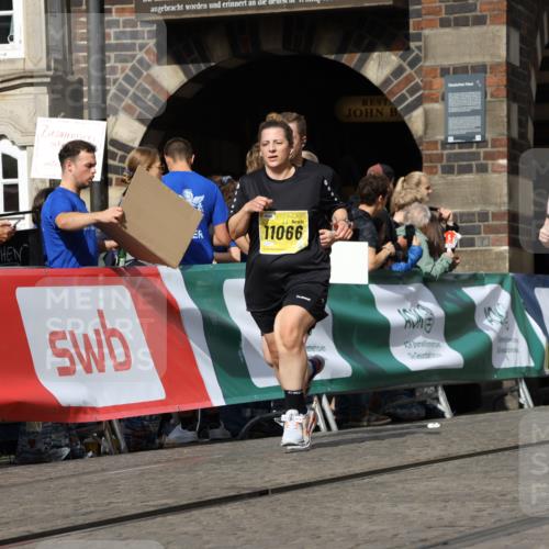 13.09.2026 - 21. swb-Marathon Bremen Strokosch-Dieckow http://msf.ph/oto/10385165 13.09.2026 11:06:56 Ziel 10323, 10654, 10795, 10849, 10853, 10989, 11021, 11028, 11240, 11370, 12146, 12217, 12485, 10156, 10360, 11100, 11257, 11393, 11439, 11684, 11696, 12255 meine-sportfotos.de