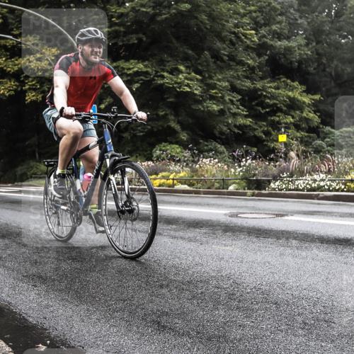 13.09.2026 - Stadtparktriathlon H.Heesch http://msf.ph/oto/10385172 13.09.2026 13:12:33 Radfahren 1241, 1257, 1413 meine-sportfotos.de